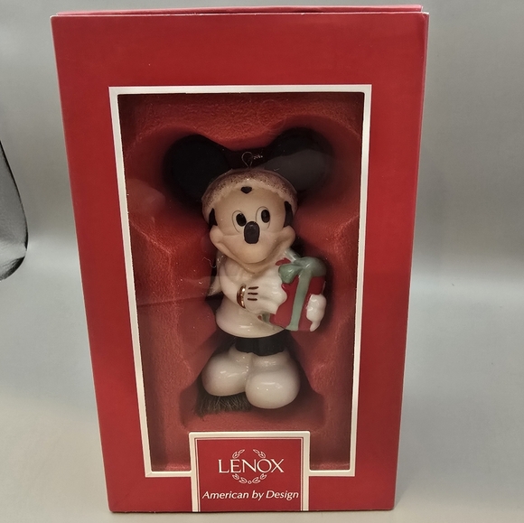 Lenox Disney Showcase Collection Christmas Ornament.... Surprise for Mickey. - Picture 1 of 8